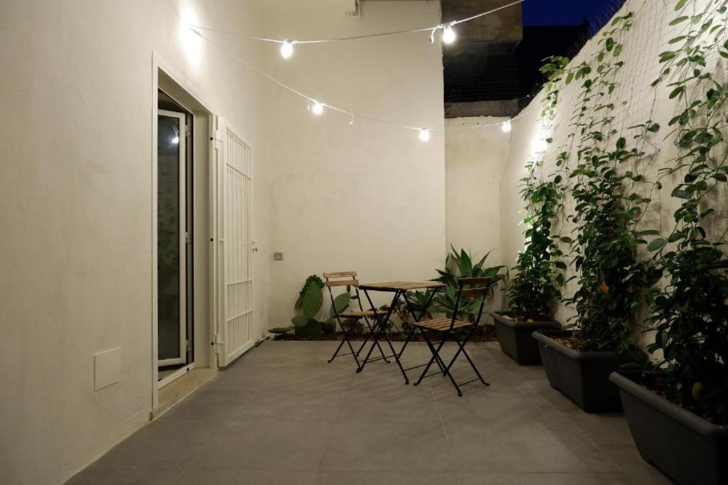 Apartament Dante'S Patio Bari Zewnętrze zdjęcie