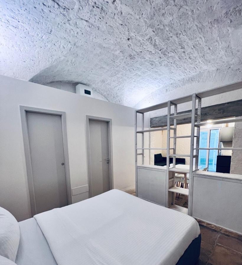 Apartament Dante'S Patio Bari Zewnętrze zdjęcie