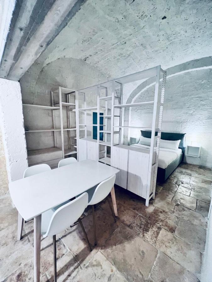 Apartament Dante'S Patio Bari Zewnętrze zdjęcie